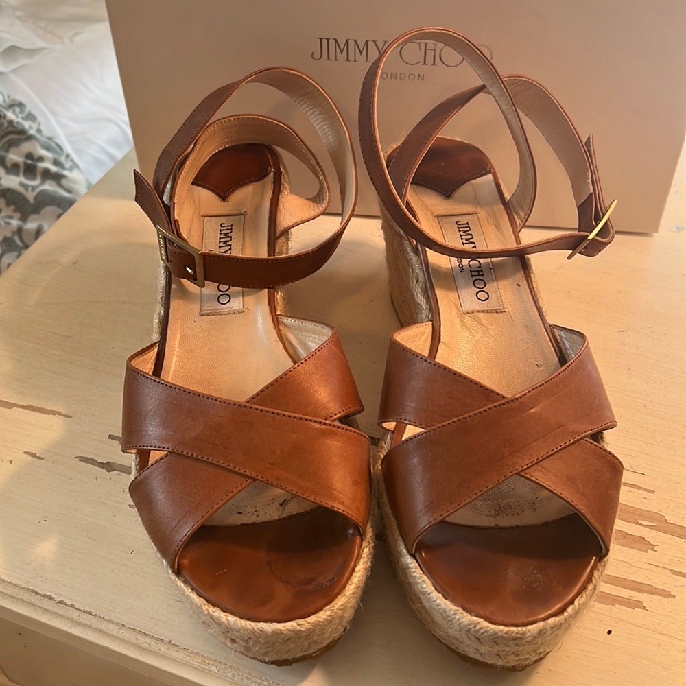 Jimmy Choo women’s tan pepper platform espadrilles. Size 40